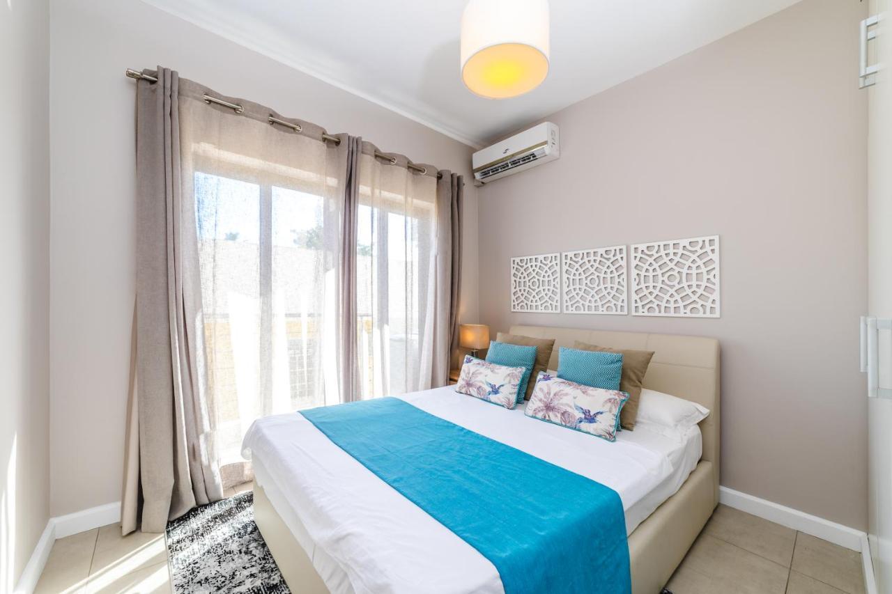 Beachcove No 6 Гранд-Бэй Экстерьер фото